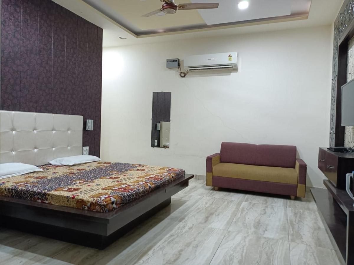 Hotel Prakash Regency Hapur Buitenkant foto