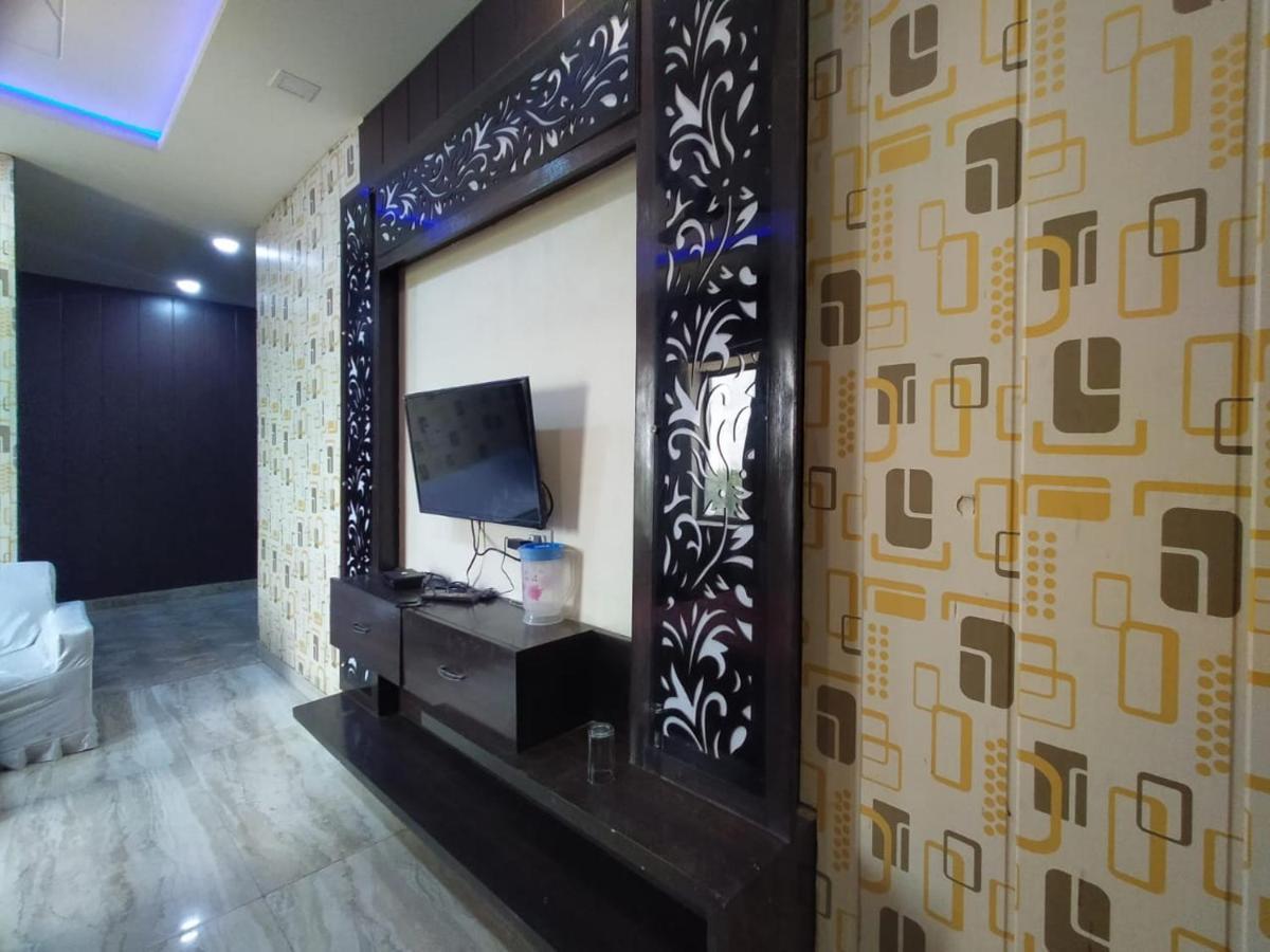 Hotel Prakash Regency Hapur Buitenkant foto