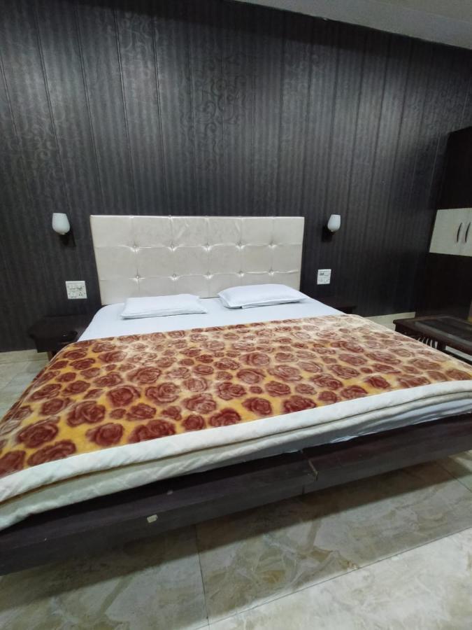 Hotel Prakash Regency Hapur Buitenkant foto